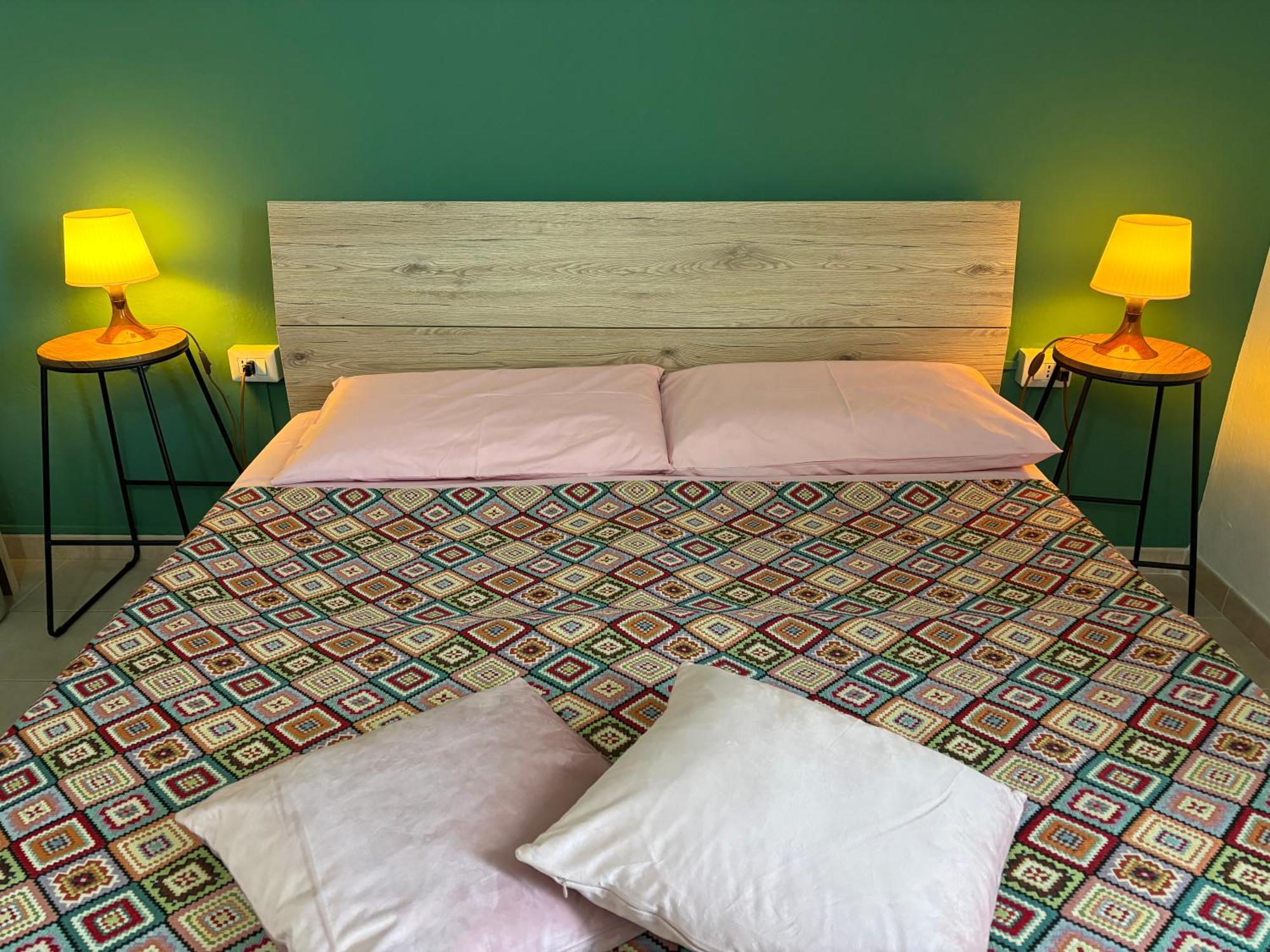 Assaje Guestroom Frühstückspension Olbia